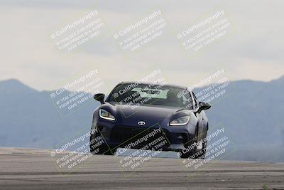 media/Jan-03-2026-SCCA SD (Sat) [[c9b9d14034]]/4-Novice Group/Session 2 (Turn 9)/